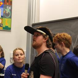 En Kasse I En Festforening