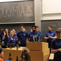 En Kasse I En Festforening