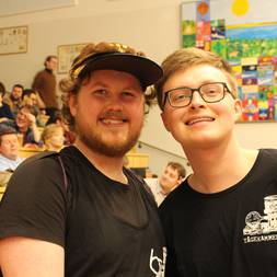 En Kasse I En Festforening