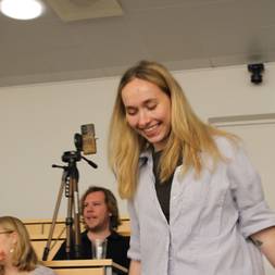 En Kasse I En Festforening