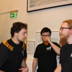 En Kasse I En Festforening
