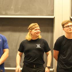 En Kasse I En Festforening
