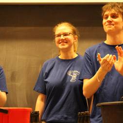 En Kasse I En Festforening