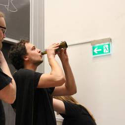 En Kasse I En Festforening