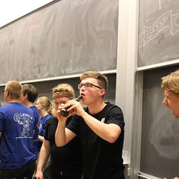 En Kasse I En Festforening