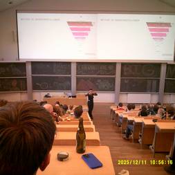 Foredrag m. Cybernauterne