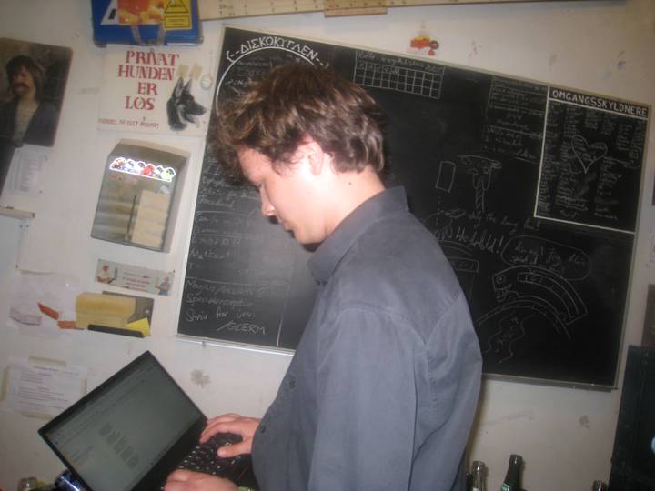 form-x-umbi-x-brian-mode/20260521221005_00