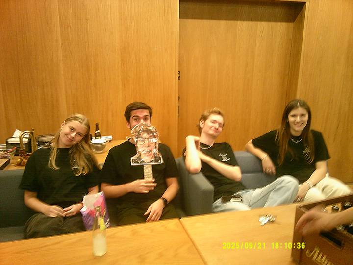 gf/20250921181036_00