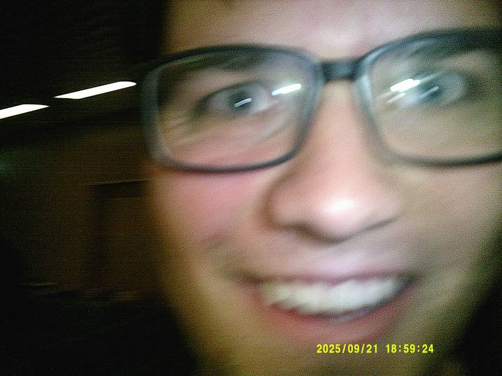 gf/20250921185924_00