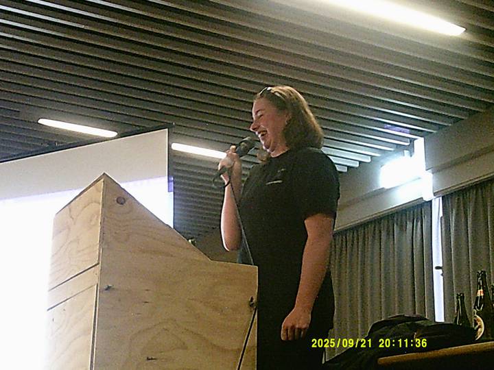 gf/20250921201136_00