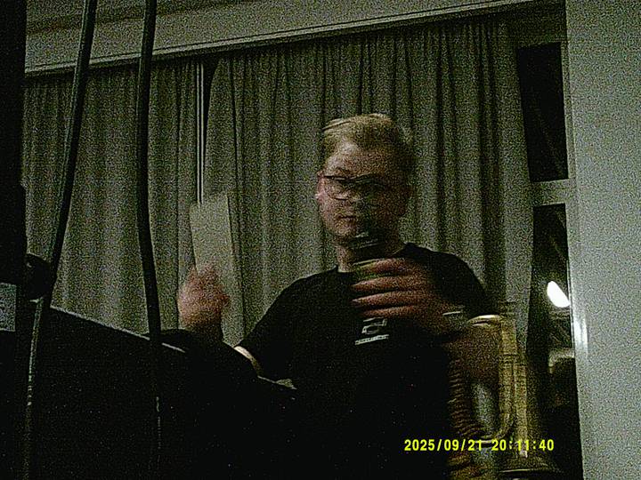 gf/20250921201140_00