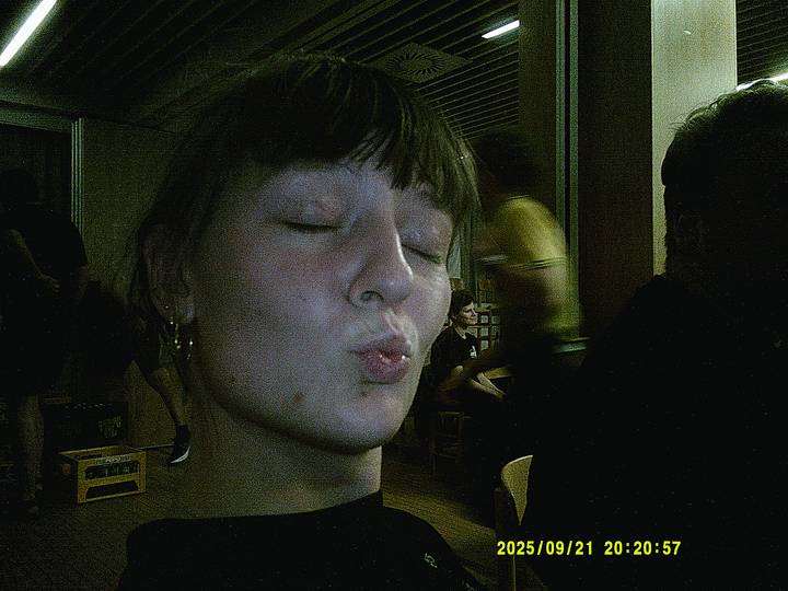 gf/20250921202057_00