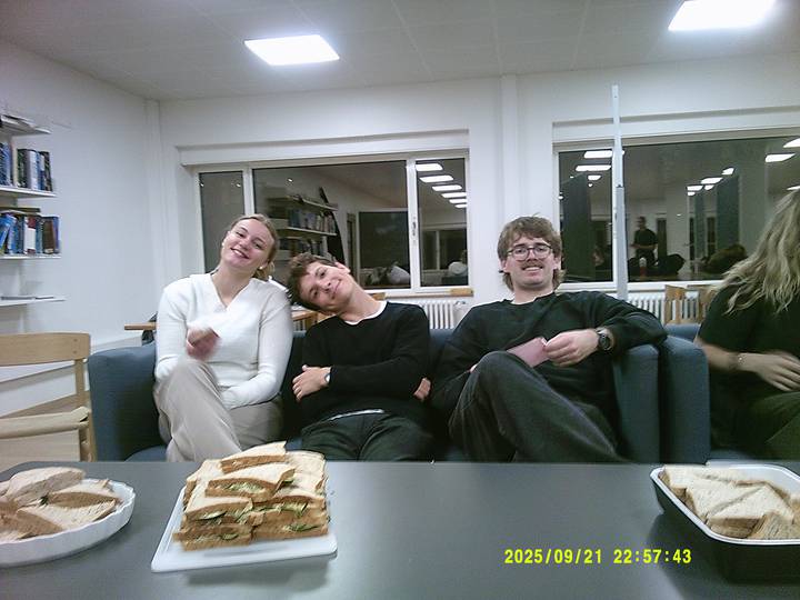 gf/20250921225743_00