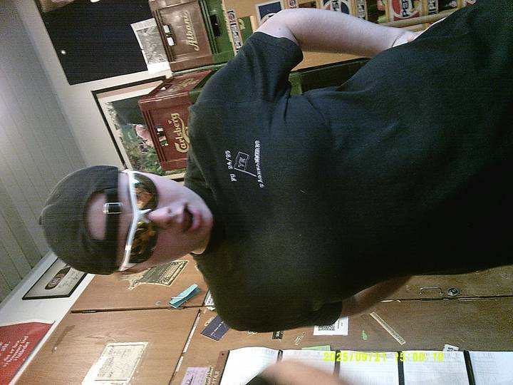 gf/20250921150010_00