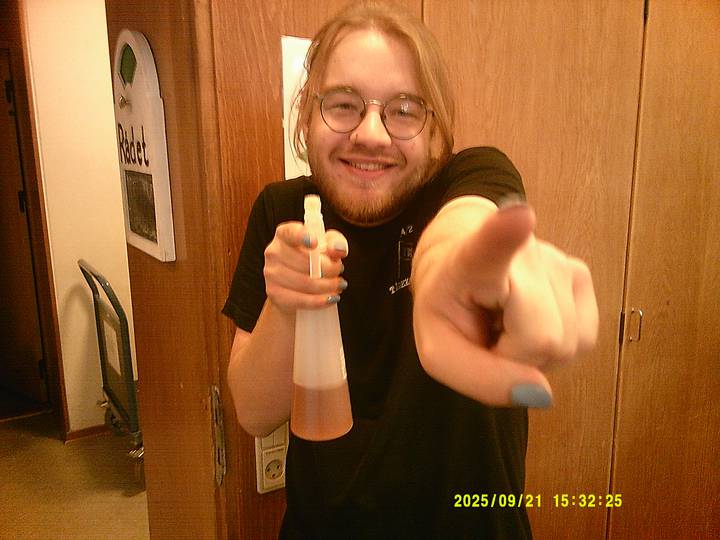 gf/20250921153225_00