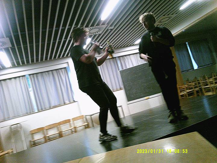 haengerrevy/20230131180853_00