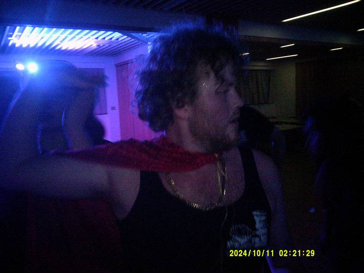 halloweenfest/20241011022129_00