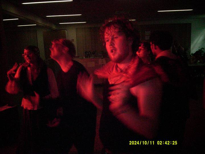 halloweenfest/20241011024225_00