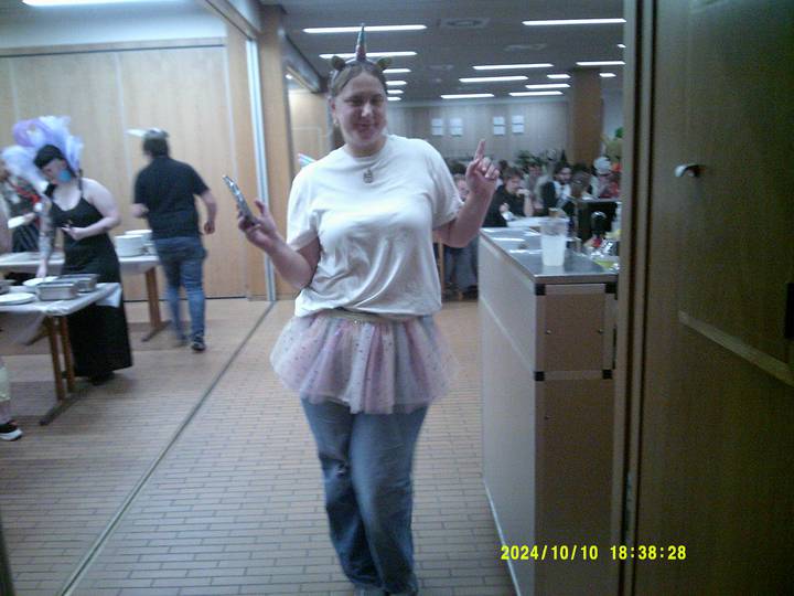 halloweenfest/20241010183828_00