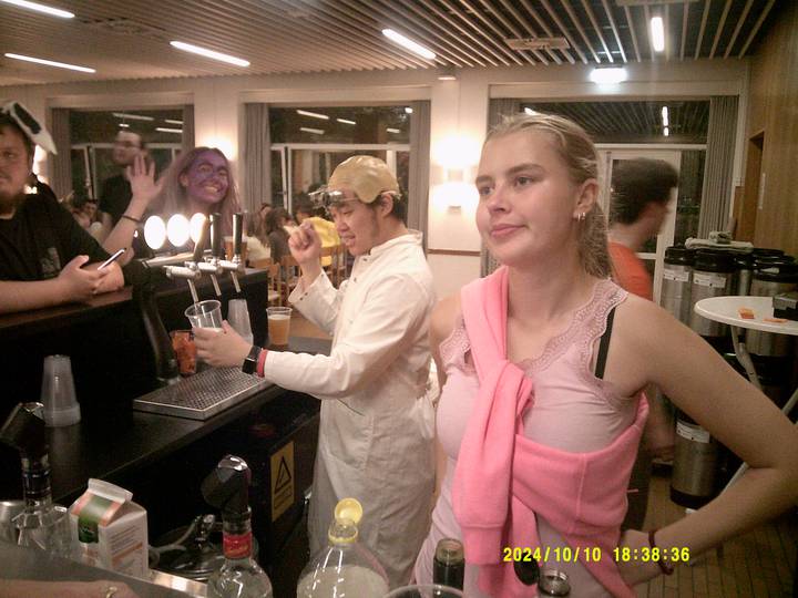 halloweenfest/20241010183836_00