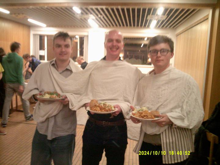 halloweenfest/20241010184052_00