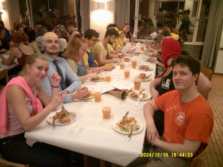 halloweenfest/20241010184423_00