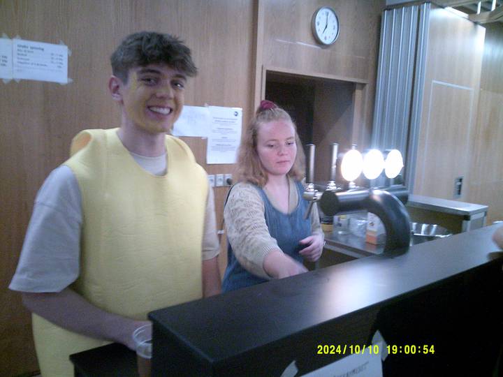 halloweenfest/20241010190054_00