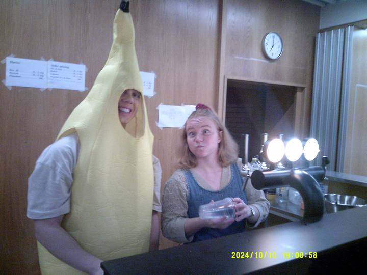 halloweenfest/20241010190058_00