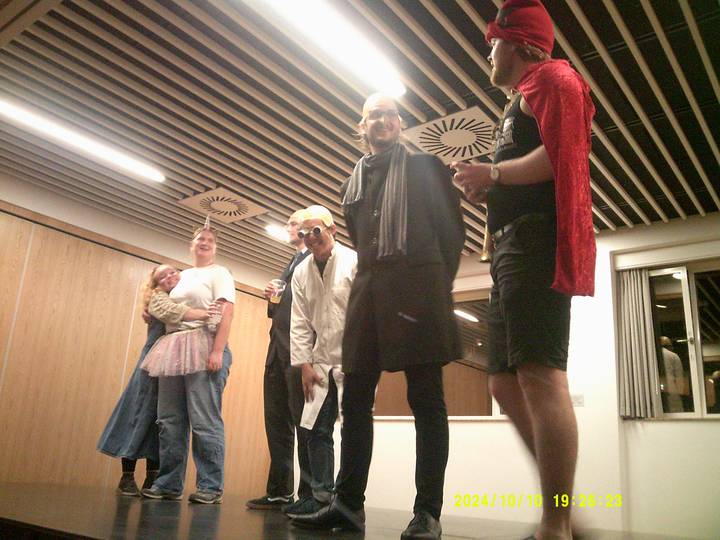 halloweenfest/20241010192623_00