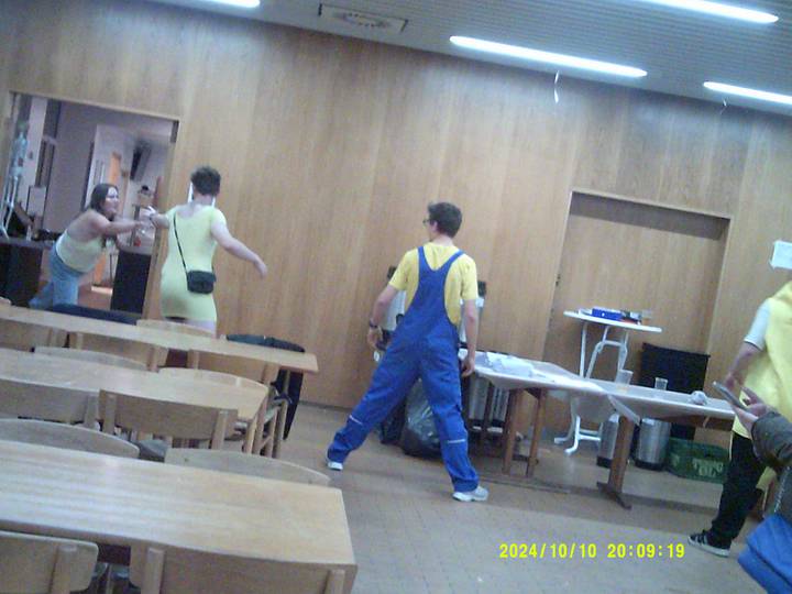 halloweenfest/20241010200919_00