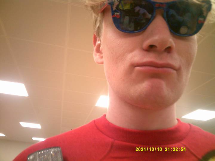 halloweenfest/20241010212254_00