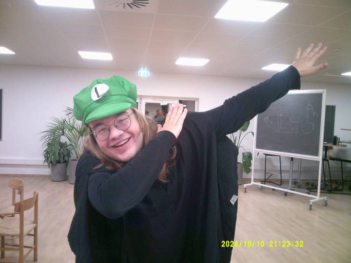 halloweenfest/20241010212332_00