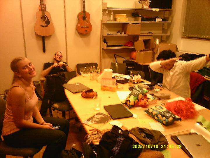 halloweenfest/20251010214528_00