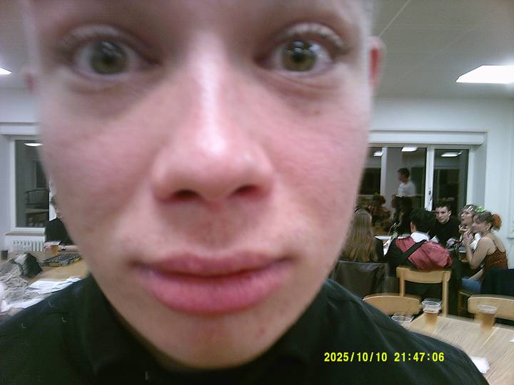 halloweenfest/20251010214706_00