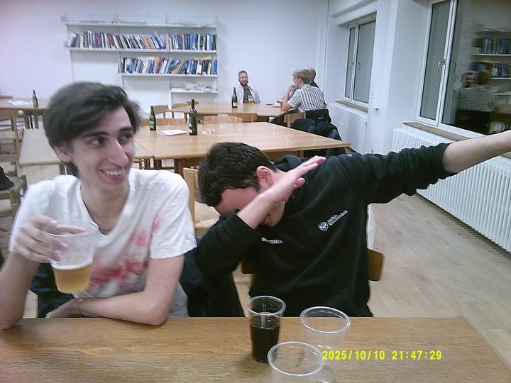 halloweenfest/20251010214729_00