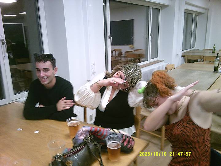 halloweenfest/20251010214757_00