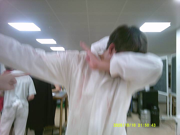 halloweenfest/20251010215043_00