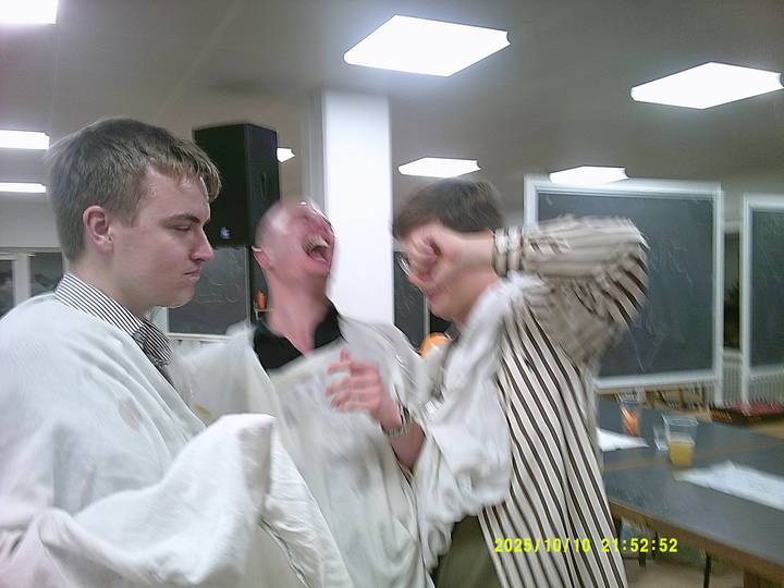 halloweenfest/20251010215252_00