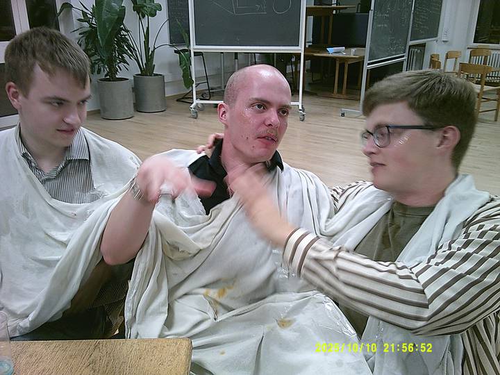 halloweenfest/20251010215652_00