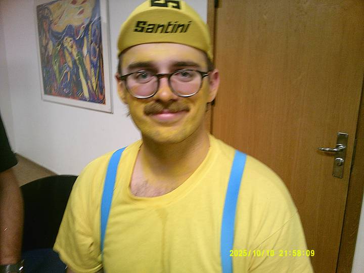 halloweenfest/20251010215809_00