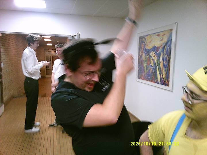 halloweenfest/20251010215822_00