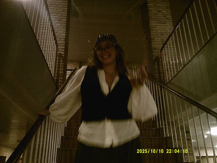 halloweenfest/20251010220410_00