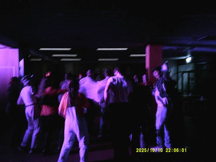 halloweenfest/20251010220601_00