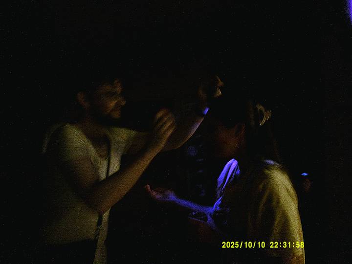 halloweenfest/20251010223158_00