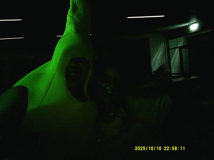 halloweenfest/20251010225811_00