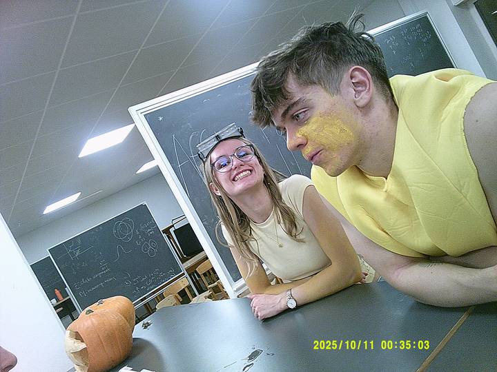 halloweenfest/20251011003503_00