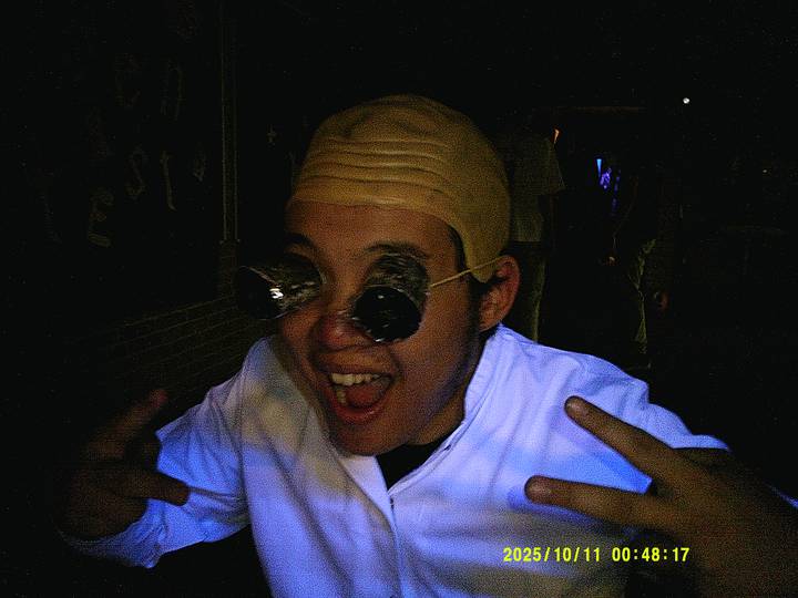 halloweenfest/20251011004817_00