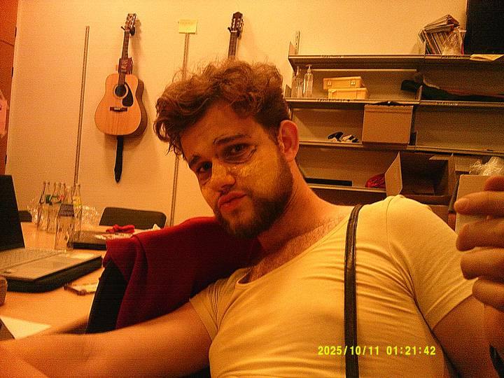 halloweenfest/20251011012141_00