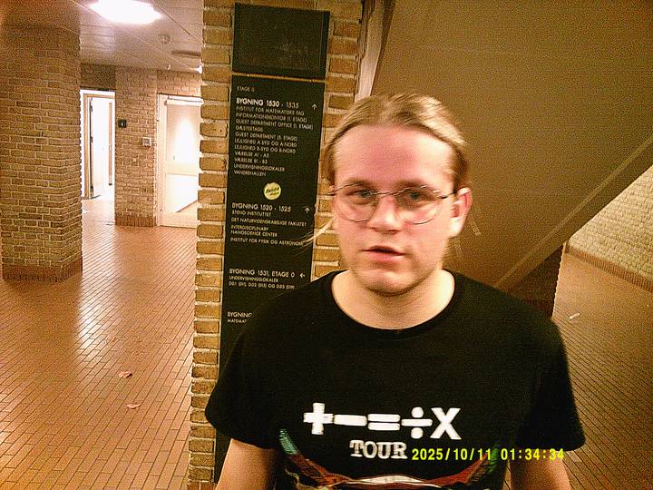 halloweenfest/20251011013434_00