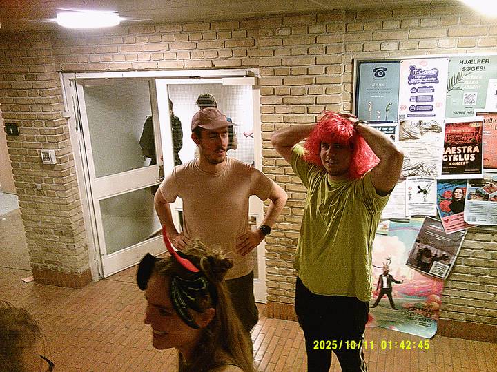 halloweenfest/20251011014245_00